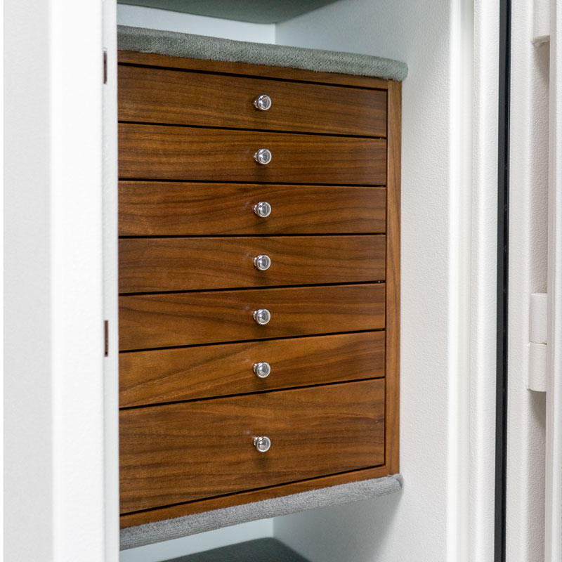 C34 Textured White with Chrome Hardware, 7 Walnut Drawers