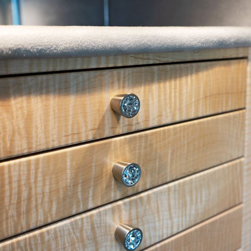 Diamond Knobs of Amethyst in Platinum High Gloss, 7 Curly Maple Drawers with Diamond Knobs, Necklace Rack, Satin Chrome Hardware, Champagne Microsuede